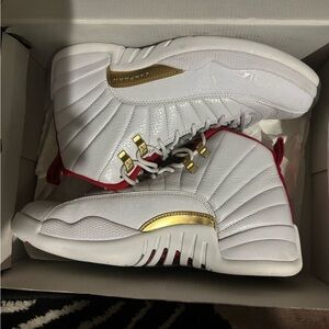 Jordan 12 FIBA (2019)